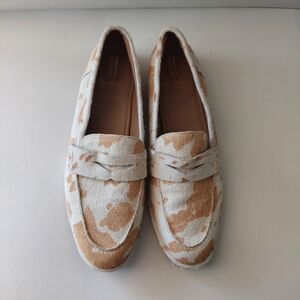 Sam Edelman Cream and Tan Loafers